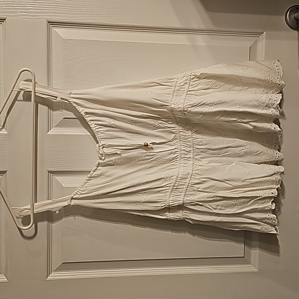 TORRID Eyelet Tie Front Sleeveless 2x White New with Tags